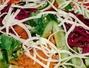 Retete culinare Salate cu carne sau peste - Salata cu carnati