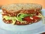 Retete Sandwich - Sandvis cu paste, avocado si rosii
