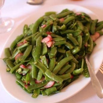 Salata de mazare verde cu ridichi