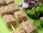 Retete Frigarui vegetariene - Kebab de tofu cu susan