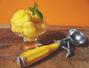 Retete culinare Dulciuri - Sorbet de mango cu sirop de caise