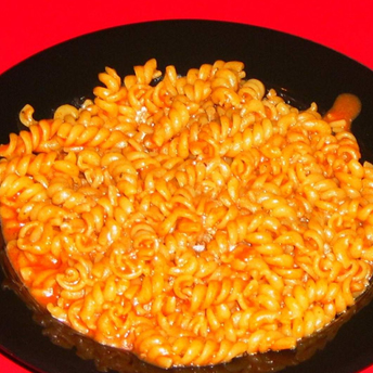 Spaghetti spiralate cu sos carpini