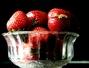Retete Fructe de sezon - Desert rapid cu capsuni la pahar