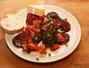Retete culinare Salate cu carne sau peste - Salata de rosii si chorizo