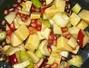Retete culinare Aperitive - Salata de branza cu mere si rodii