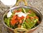 Retete culinare Mancaruri cu legume - Branza de vaca in sos de spanac