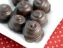 Retete culinare Dulciuri - Bomboane de ciocolata cu zmeura