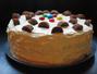 Retete culinare Dulciuri - Tort cu ciocolata si unt de arahide