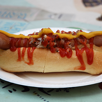Hot-dog gheara-vrajitoarei